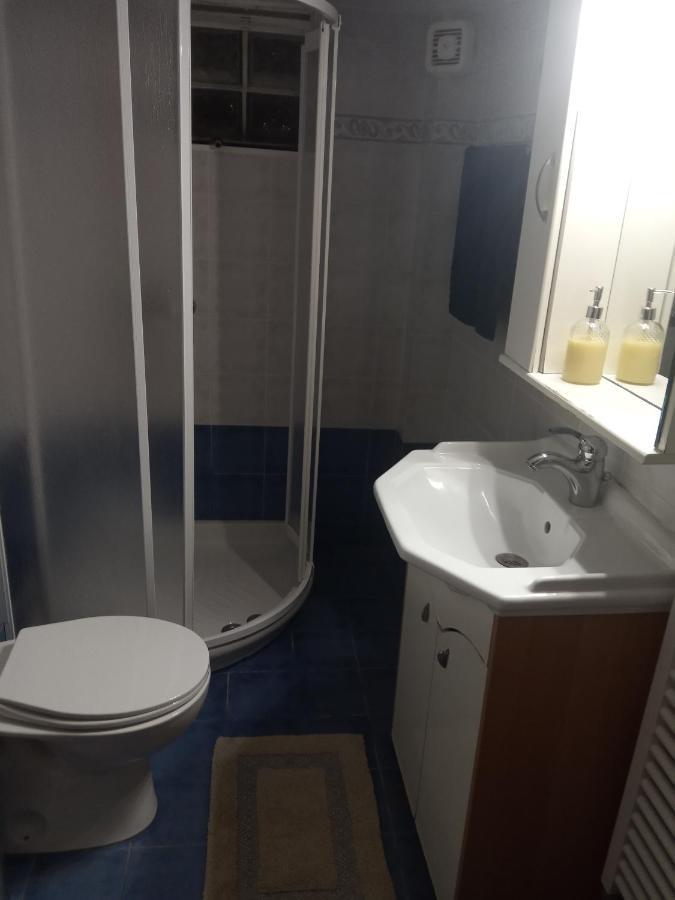 Isavrou apartment Komotiní Extérieur photo